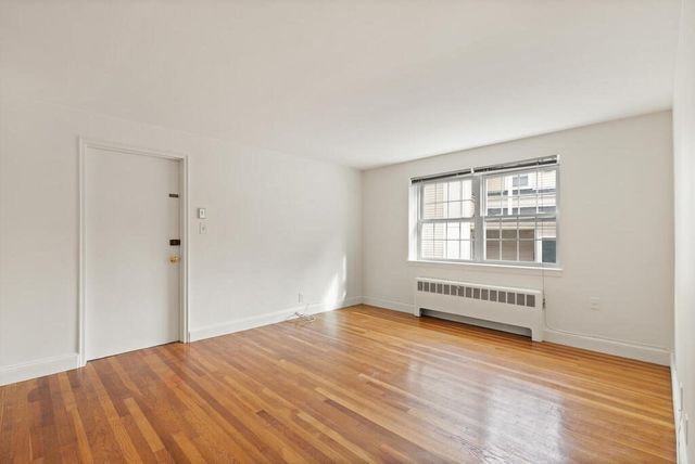 4 Menotomy Rd 5, Arlington, MA 02476