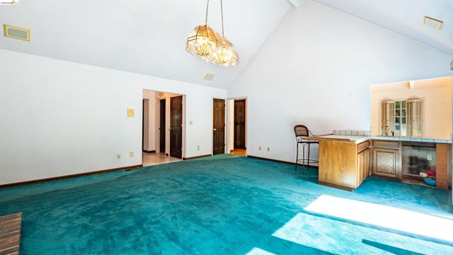 80 Cunha Ct, Oakley, CA 94561