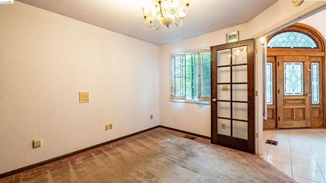 80 Cunha Ct, Oakley, CA 94561