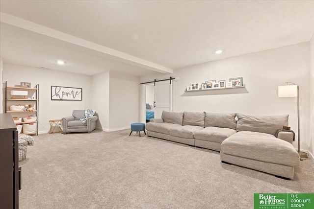 16121 Isabella Street, Bennington, NE 68007