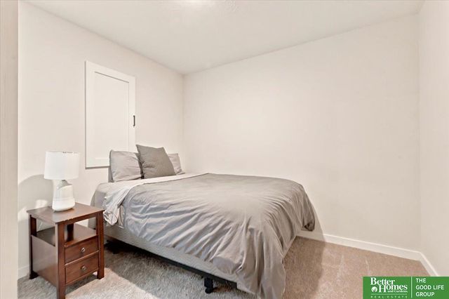 16121 Isabella Street, Bennington, NE 68007