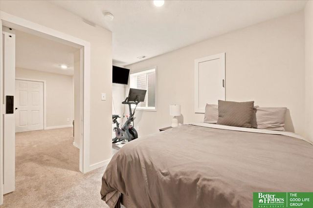 16121 Isabella Street, Bennington, NE 68007
