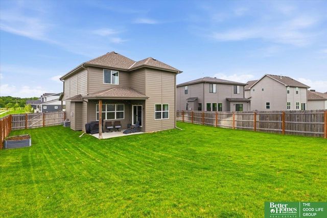 16121 Isabella Street, Bennington, NE 68007