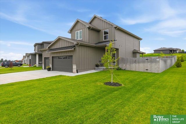 16121 Isabella Street, Bennington, NE 68007
