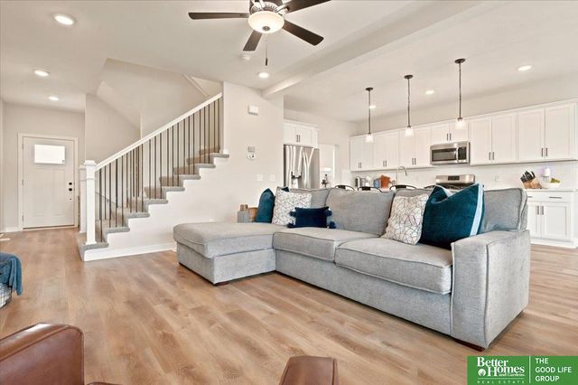 16121 Isabella Street, Bennington, NE 68007