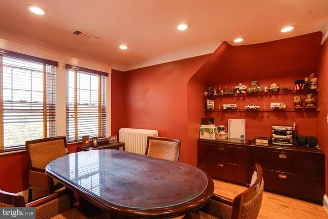 407 W PENNSYLVANIA AVE, Towson, MD 21204