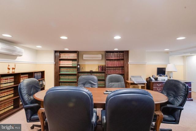 407 W PENNSYLVANIA AVE, Towson, MD 21204
