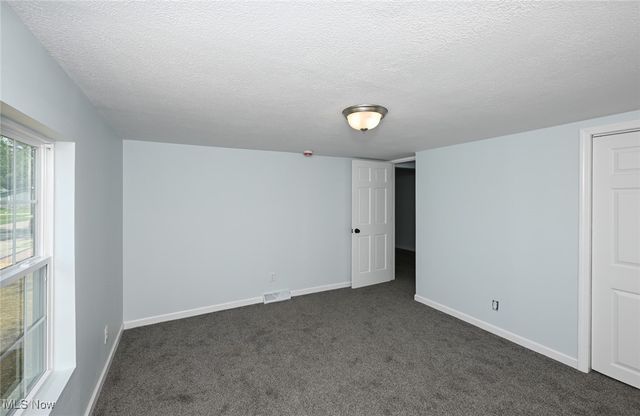 1319 Stratford Street, Barberton, OH 44203