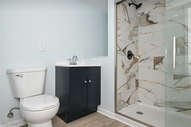 1319 Stratford Street, Barberton, OH 44203