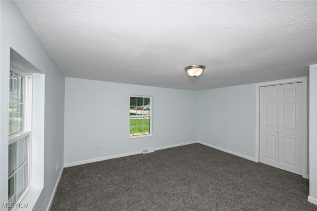 1319 Stratford Street, Barberton, OH 44203