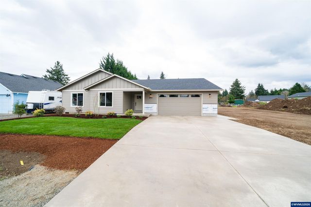 950 6th St, Lyons, OR 97358