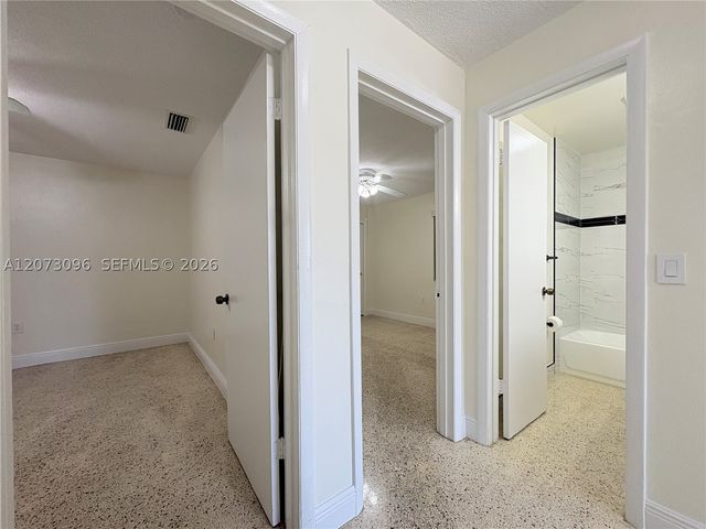 6777 SW 21st St 6779, Miami, FL 33155