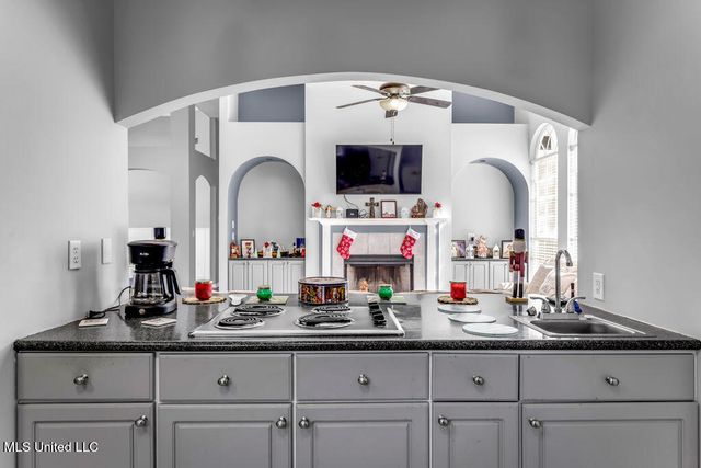 9 Pecan Lane, Long Beach, MS 39560