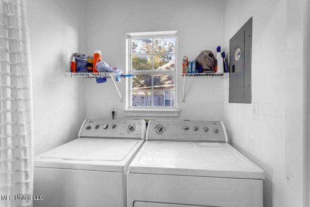 9 Pecan Lane, Long Beach, MS 39560