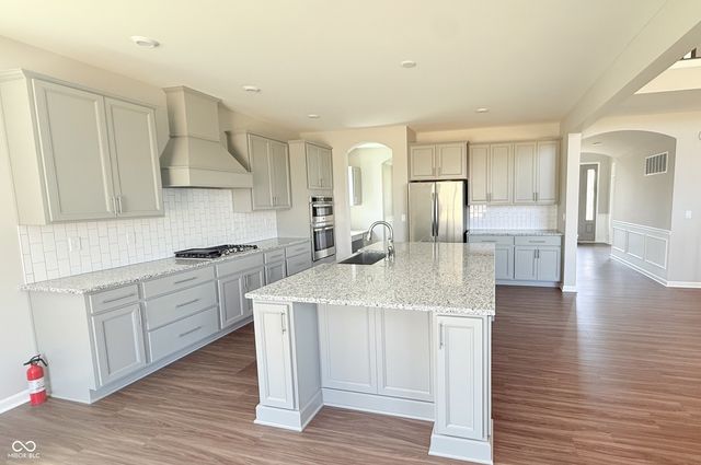 6933 Bayview Run, Mccordsville, IN 46055
