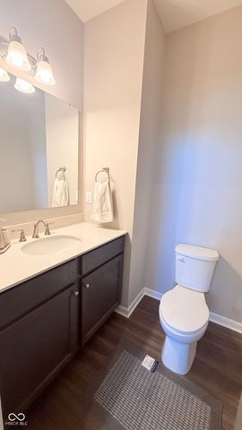 6933 Bayview Run, Mccordsville, IN 46055