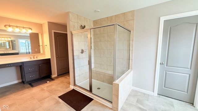 6933 Bayview Run, Mccordsville, IN 46055