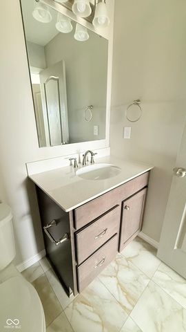 6933 Bayview Run, Mccordsville, IN 46055
