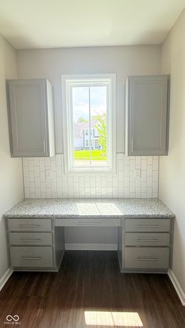6933 Bayview Run, Mccordsville, IN 46055