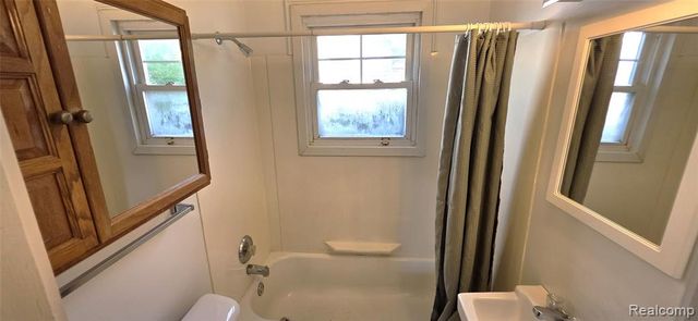 724 Alexandrine Ave Avenue, Mount Morris, MI 48458