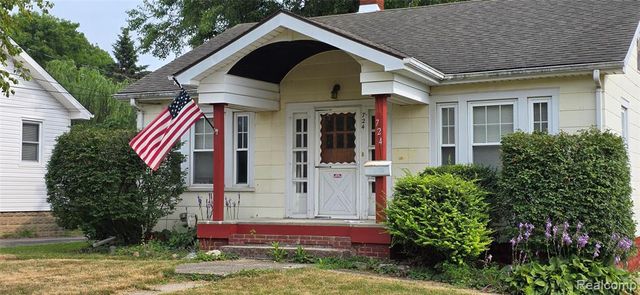 724 Alexandrine Ave Avenue, Mount Morris, MI 48458