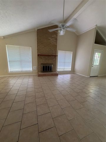 13310 Robinglen Drive, Houston, TX 77083