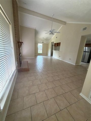 13310 Robinglen Drive, Houston, TX 77083