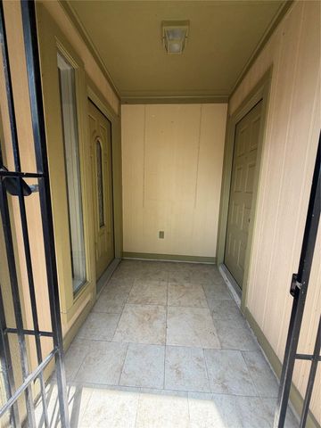 13310 Robinglen Drive, Houston, TX 77083
