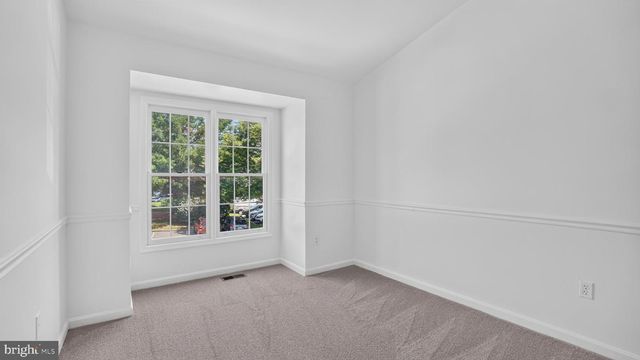 6632 COMMODORE CT, New Market, MD 21774