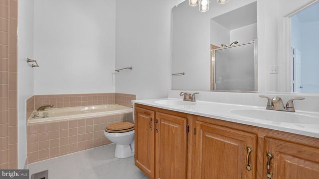 6632 COMMODORE CT, New Market, MD 21774