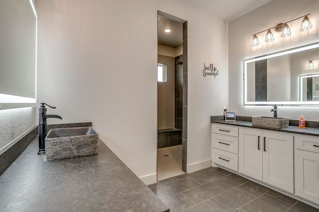 11190 Light Road, Lipan, TX 76462