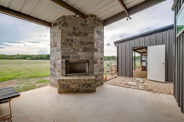 11190 Light Road, Lipan, TX 76462