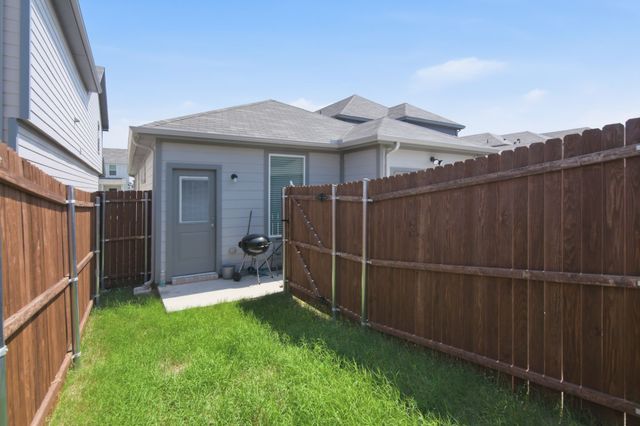 3141 Pecan Farm Lane, Fort Worth, TX 76140