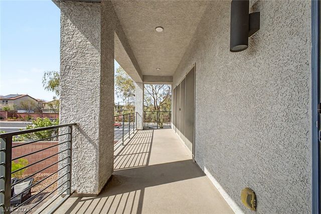 8106 Shale Canyon Street, Las Vegas, NV 89139