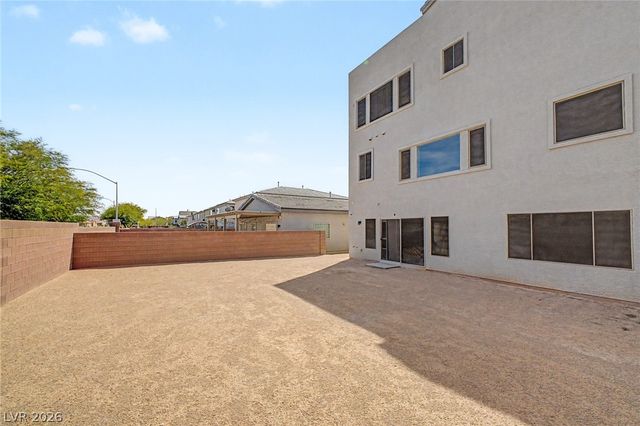 8106 Shale Canyon Street, Las Vegas, NV 89139