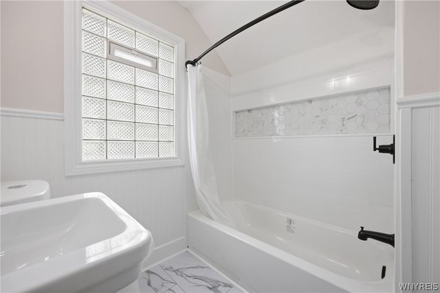 75 Eaglewood Avenue, Buffalo, NY 14220