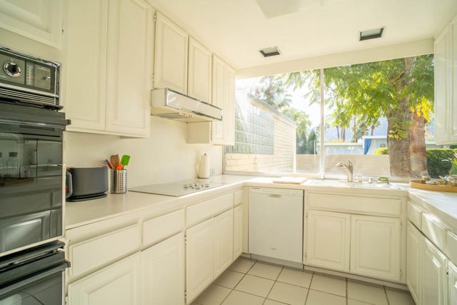 75810 Altamira Drive, Indian Wells, CA 92210