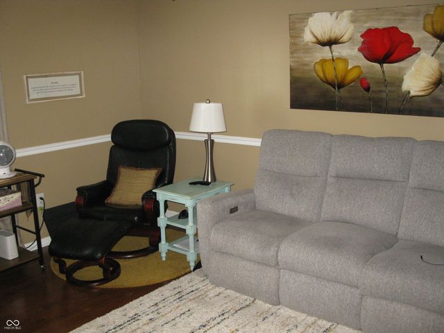 555 Dylan Drive, Avon, IN 46123