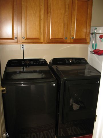 555 Dylan Drive, Avon, IN 46123