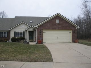 555 Dylan Drive, Avon, IN 46123