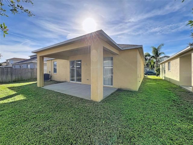 11426 VILLAGE BROOK DRIVE, Riverview, FL 33579