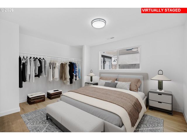 602 S VERMONT St, Portland, OR 97219