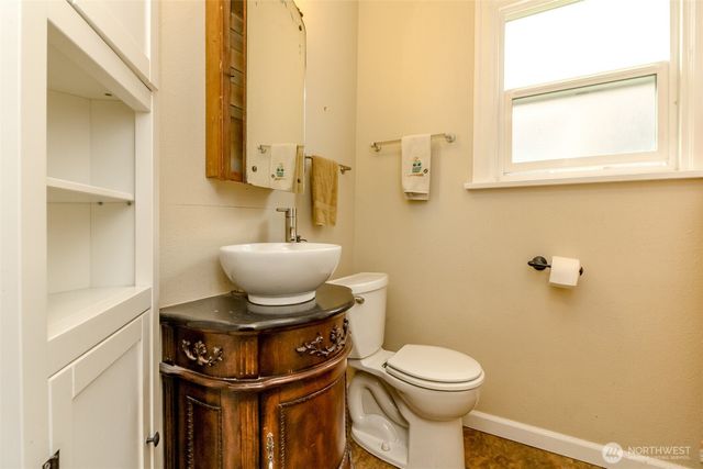 220 S 55th Street, Tacoma, WA 98408