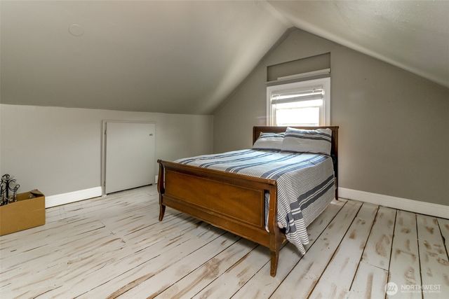 220 S 55th Street, Tacoma, WA 98408