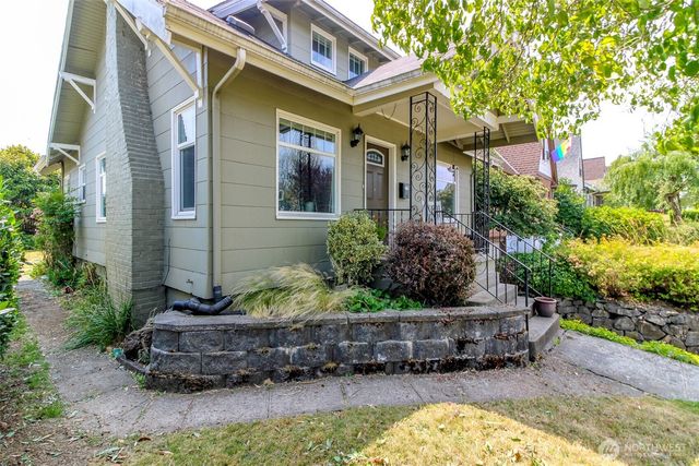 220 S 55th Street, Tacoma, WA 98408