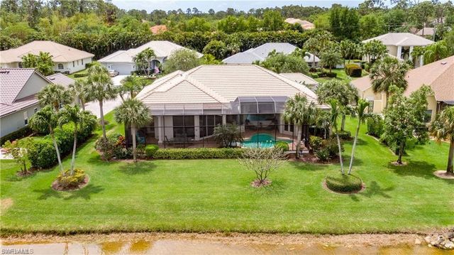 2046 Imperial CIR, Naples, FL 34110