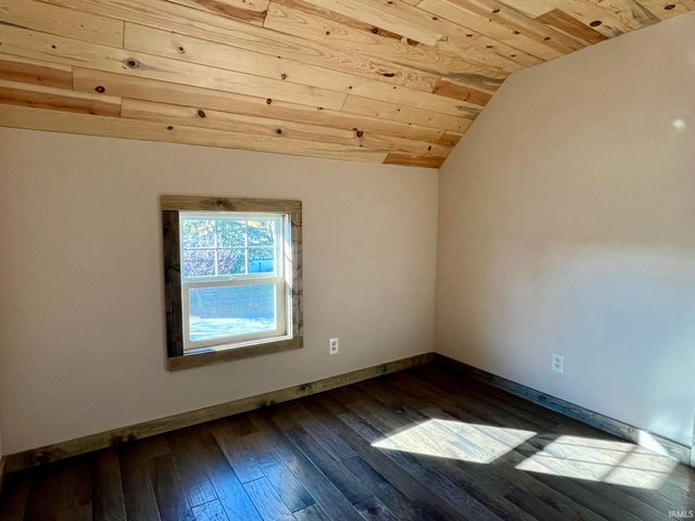 484 W 5Th Street, Peru, IN 46970