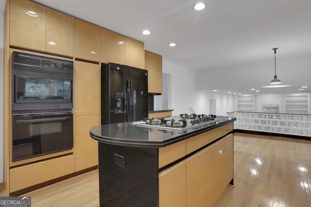 4960 Hidden Branches Circle, Dunwoody, GA 30338