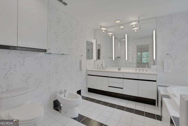 4960 Hidden Branches Circle, Dunwoody, GA 30338