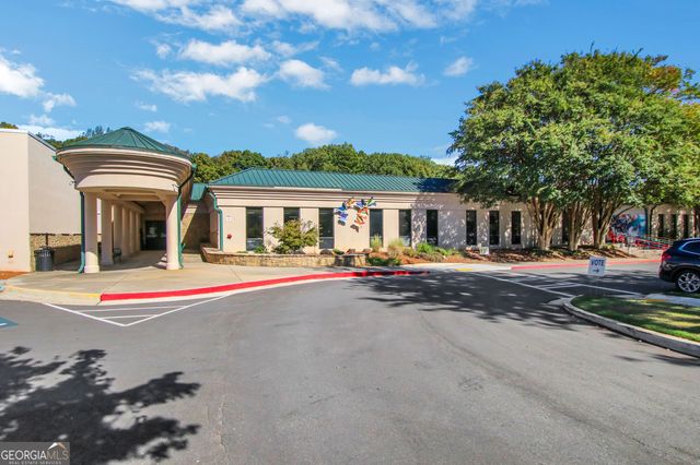 4960 Hidden Branches Circle, Dunwoody, GA 30338